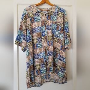 Hawaiian 2X men's short sleeve shirt, front pocket, wood buttons, 100% rayon.